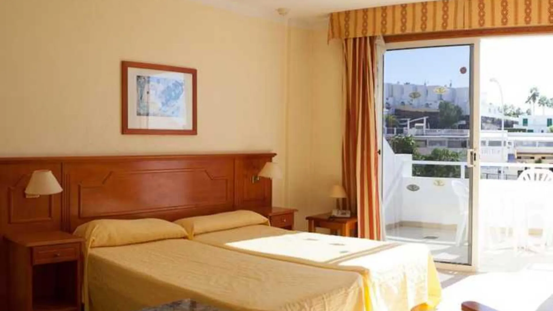 *** Apartahotel Hotel Malibu Park Costa Adeje  España